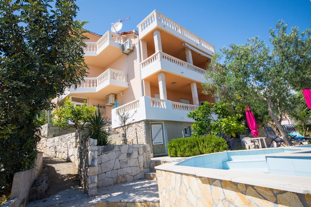 טרוגיר Apartmani Cubela מראה חיצוני תמונה